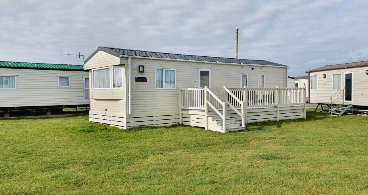 The Burrows Holiday Caravan, Seal Bay Selsey Buitenkant foto