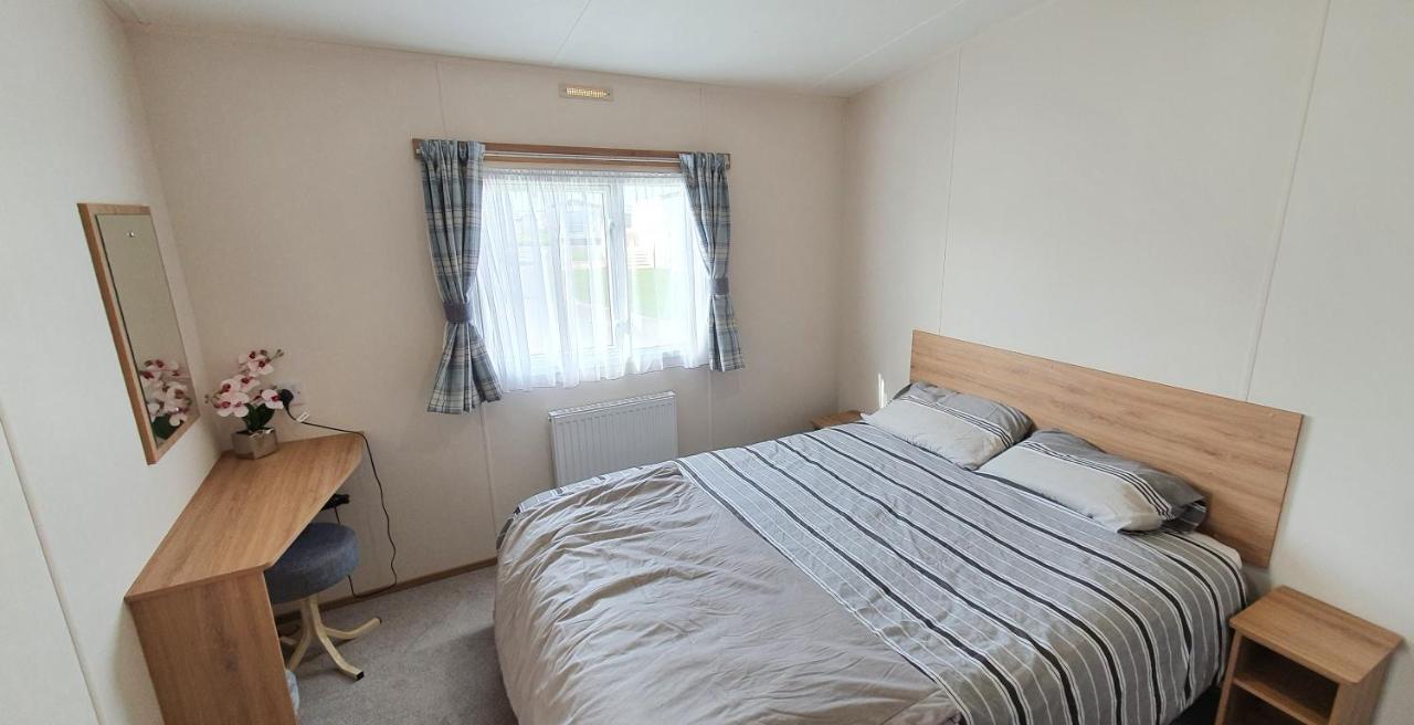 The Burrows Holiday Caravan, Seal Bay Selsey Buitenkant foto